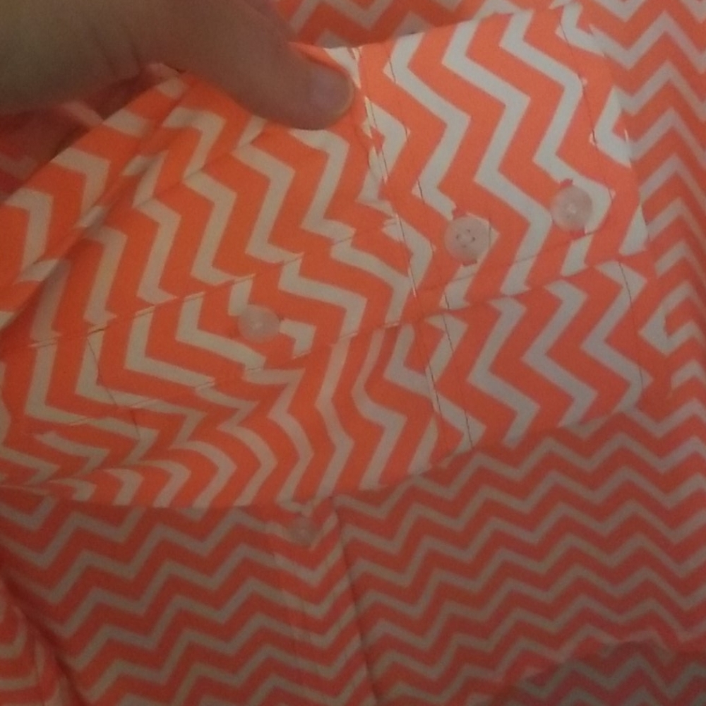 American Eagle Orange Chevron Pattern Blouse Sz M - image 3